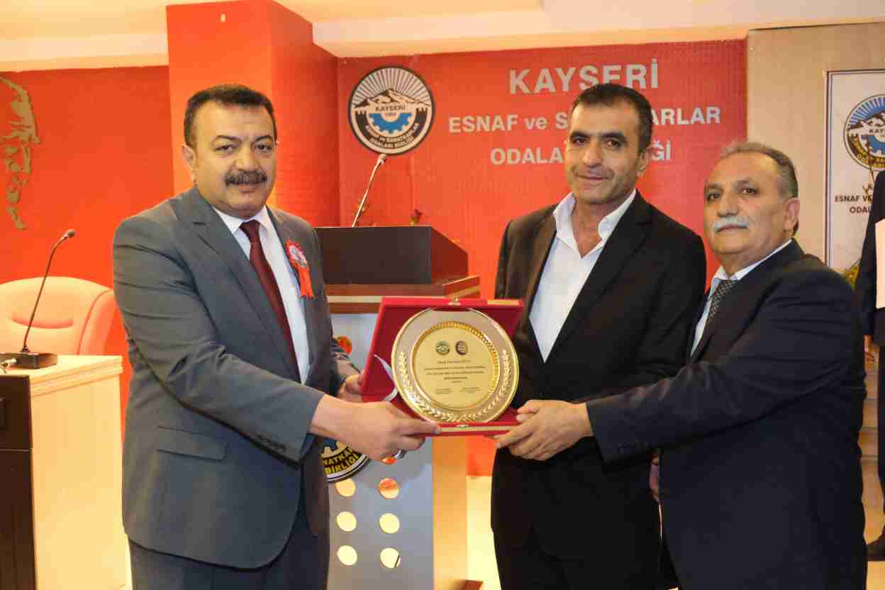 imgi_124_ahilik-haftasY-kutlamalarY-2023-oda-ahilerine-plaket-toreni_31