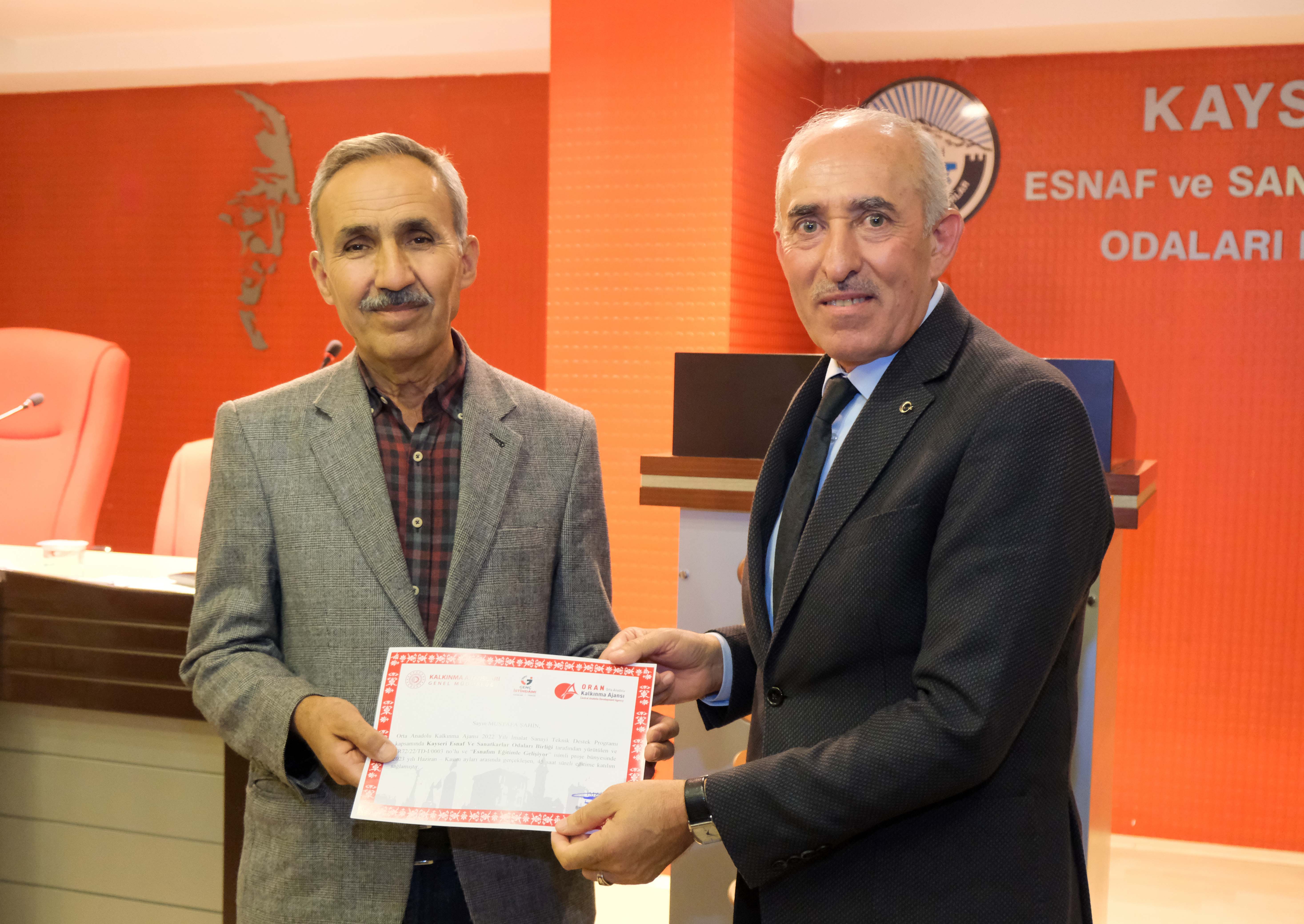 KESOB’da ORAN eğitimi sona erdi, sertifikalar takdim edildi